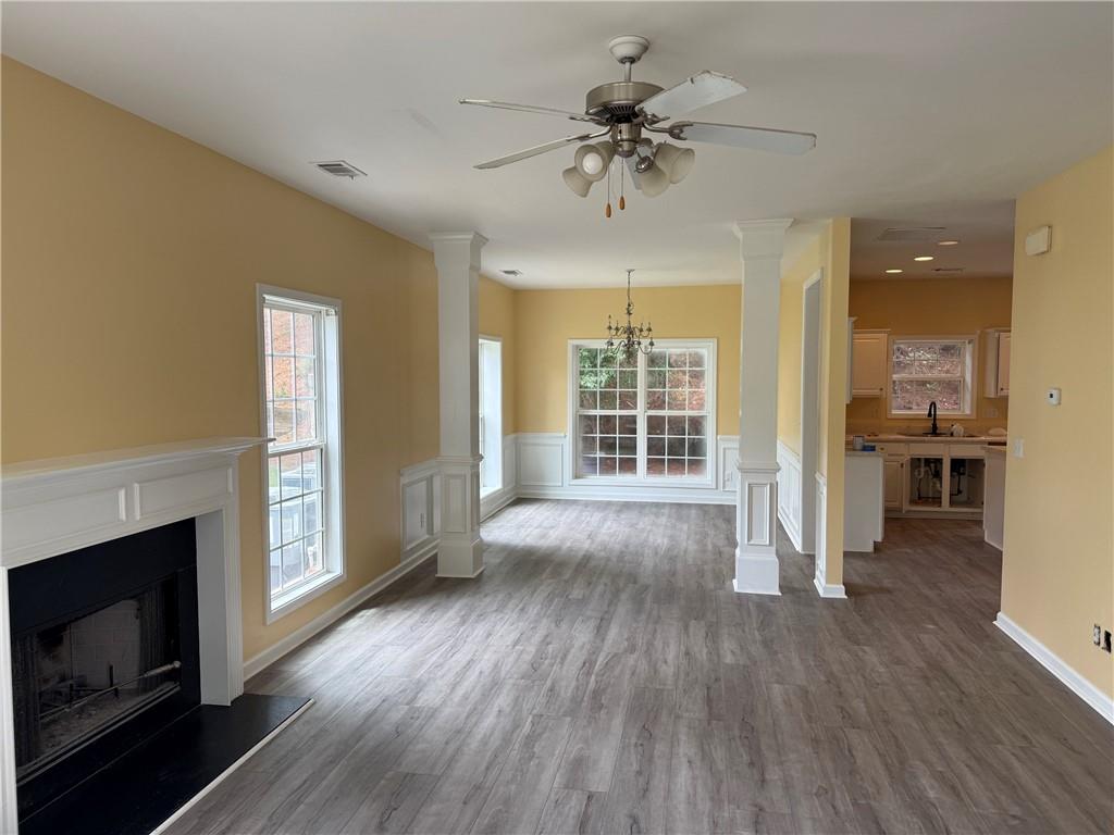 4542 Elsinore Circle Property Photo 3