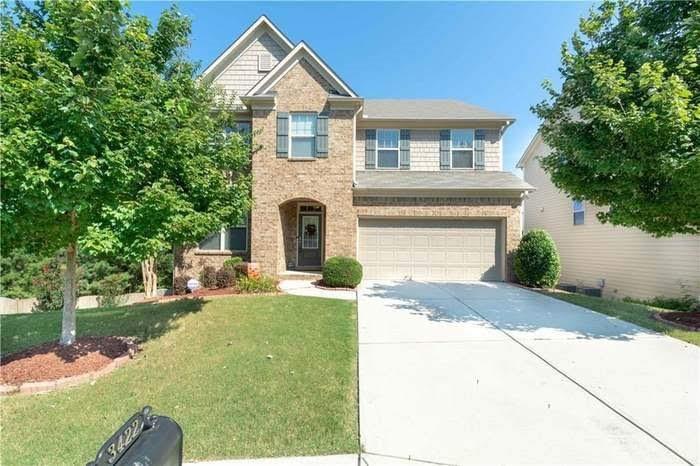 3422 Fallen Oak Drive Property Photo 1