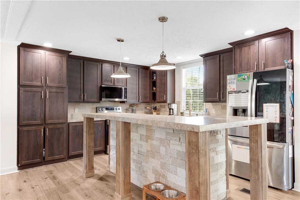4353 Flatbottom Road Property Photo 10