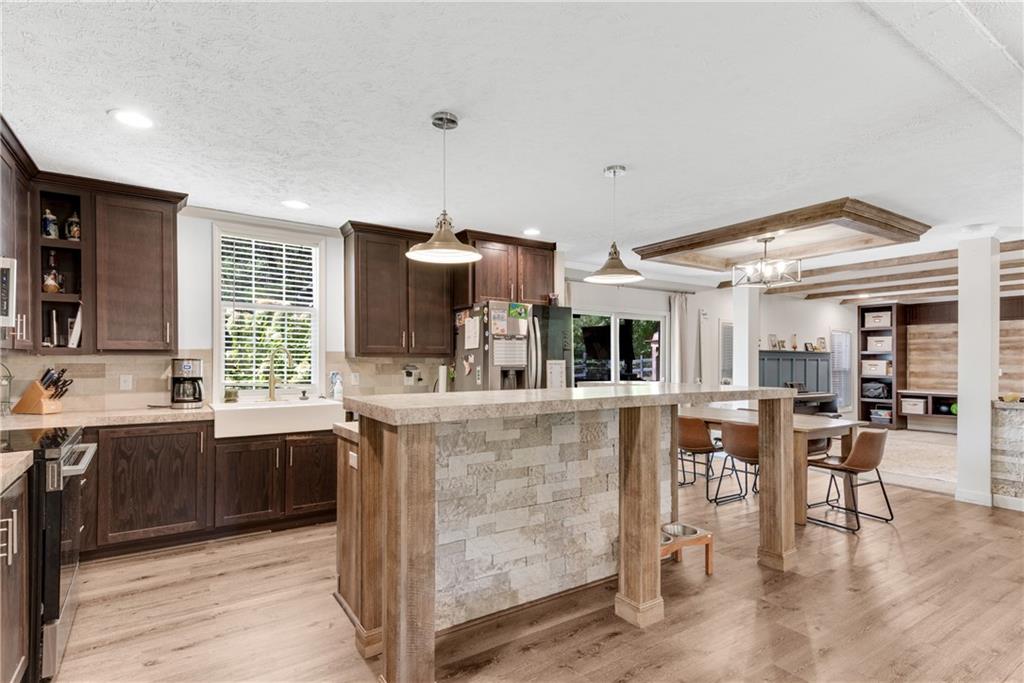4353 Flatbottom Road Property Photo 11