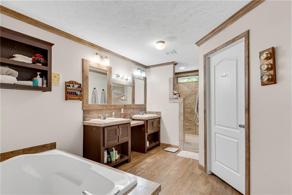 4353 Flatbottom Road Property Photo 20