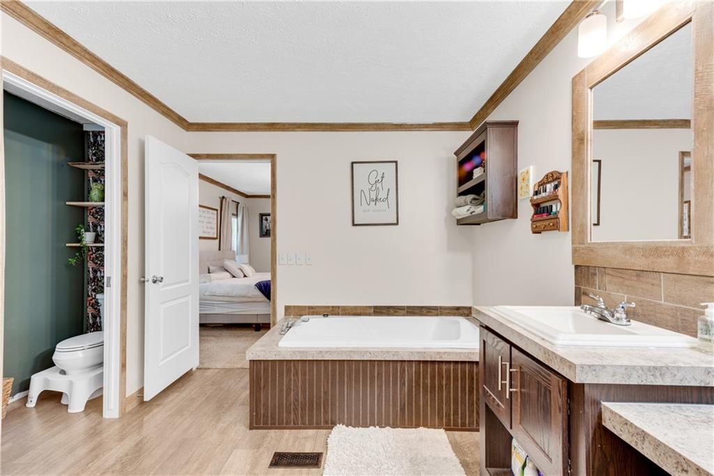 4353 Flatbottom Road Property Photo 22