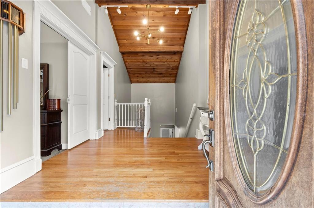 1071 Powell Wright Road Property Photo 3