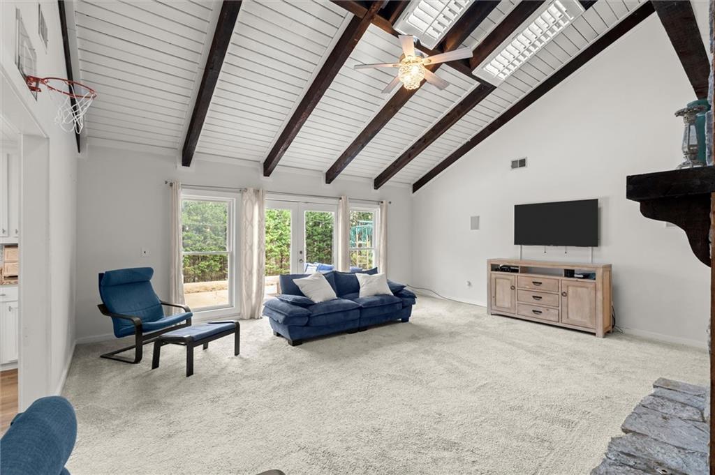 1071 Powell Wright Road Property Photo 16