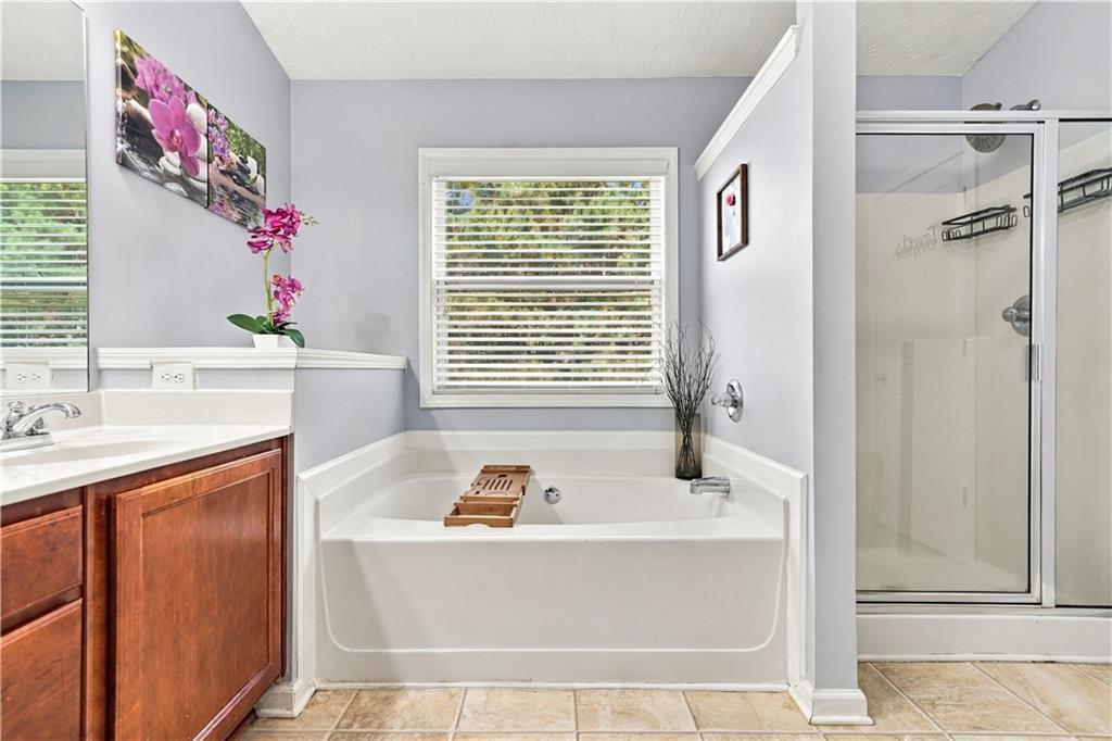 620 Oleander Way Property Photo 36