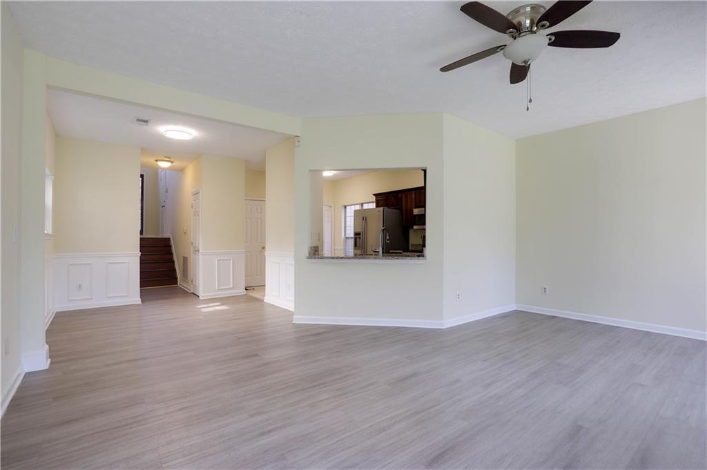 4033 Oak Glenn Drive Property Photo 5