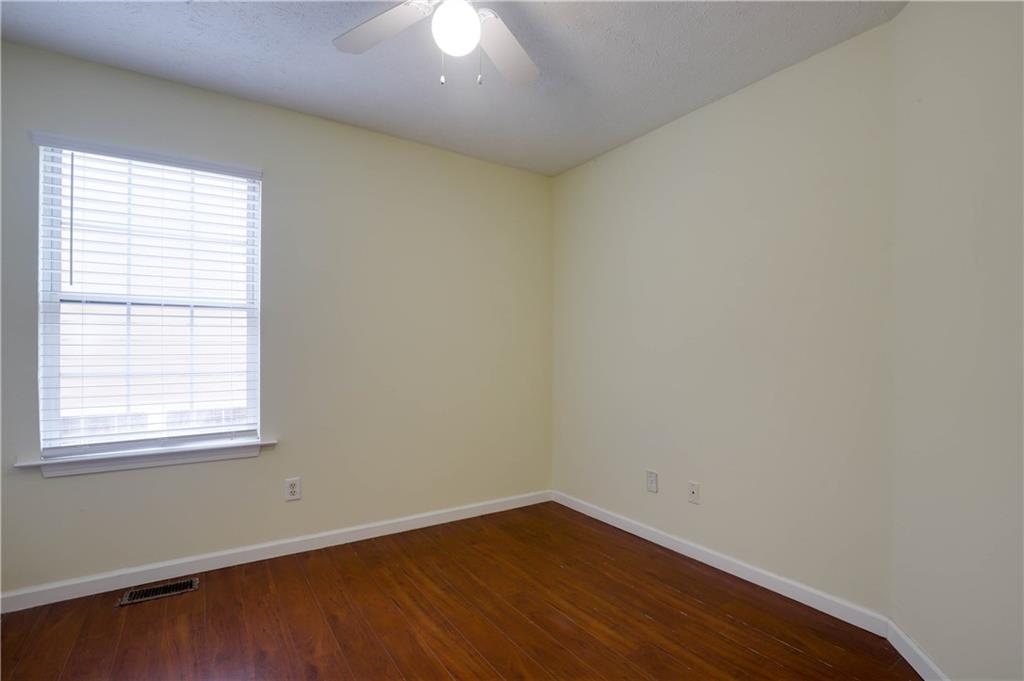 4033 Oak Glenn Drive Property Photo 14