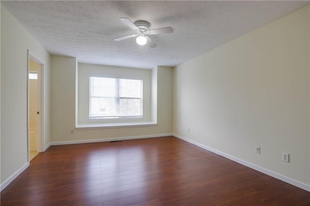 4033 Oak Glenn Drive Property Photo 15