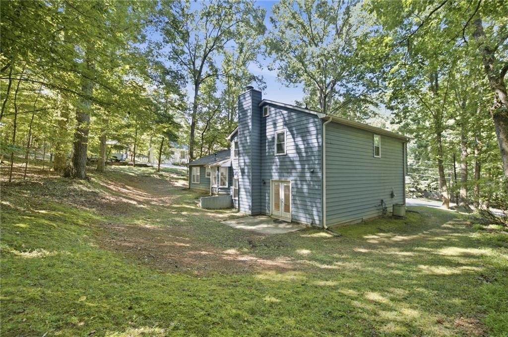 3863 Everett Court Property Photo 3