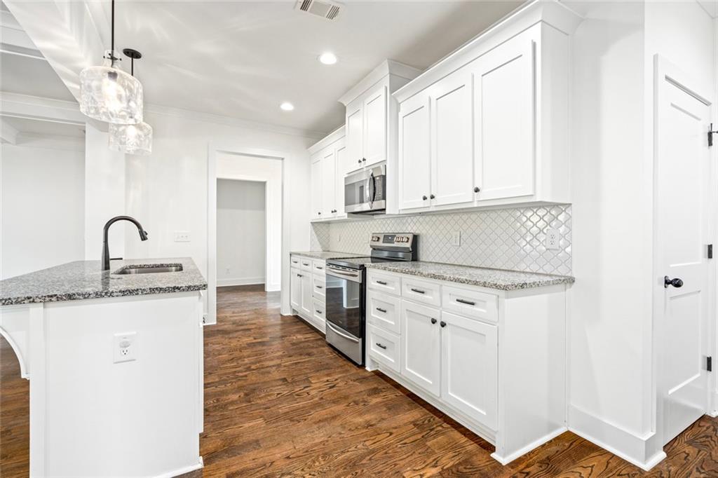 218 Ivey Drive Property Photo 12