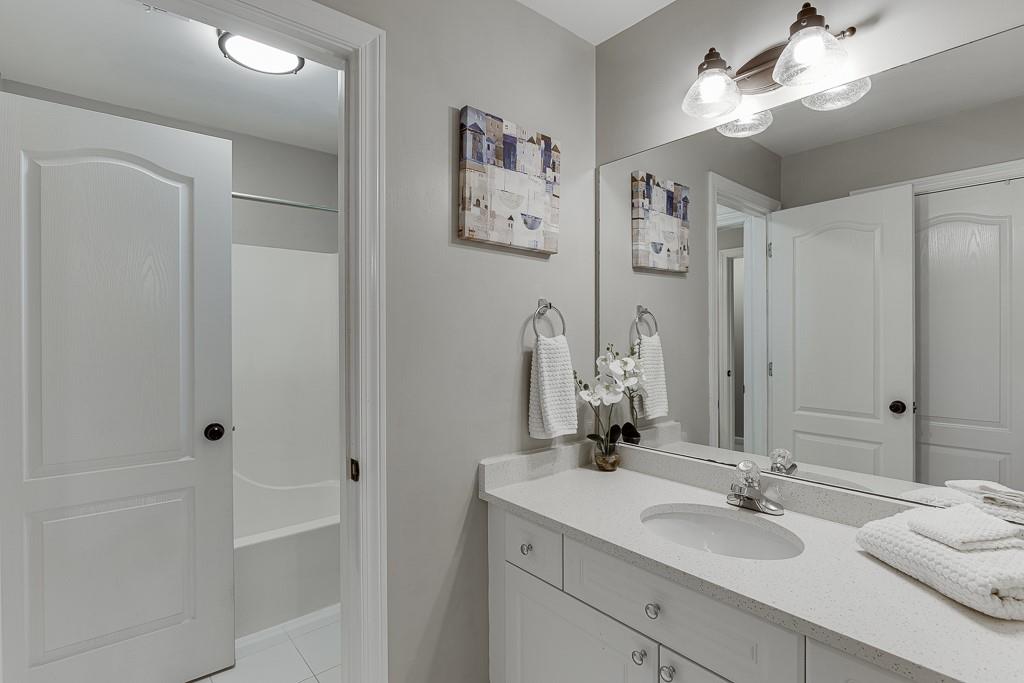 9315 Spinnaker Lane Property Photo 43
