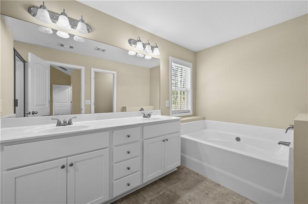 9 Bailee Circle Property Photo 18