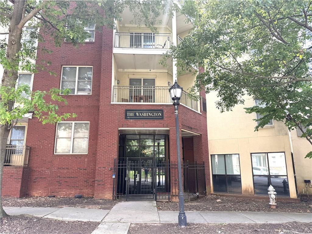 870 Mayson Turner Road Nw Unit 1001 Property Photo 1