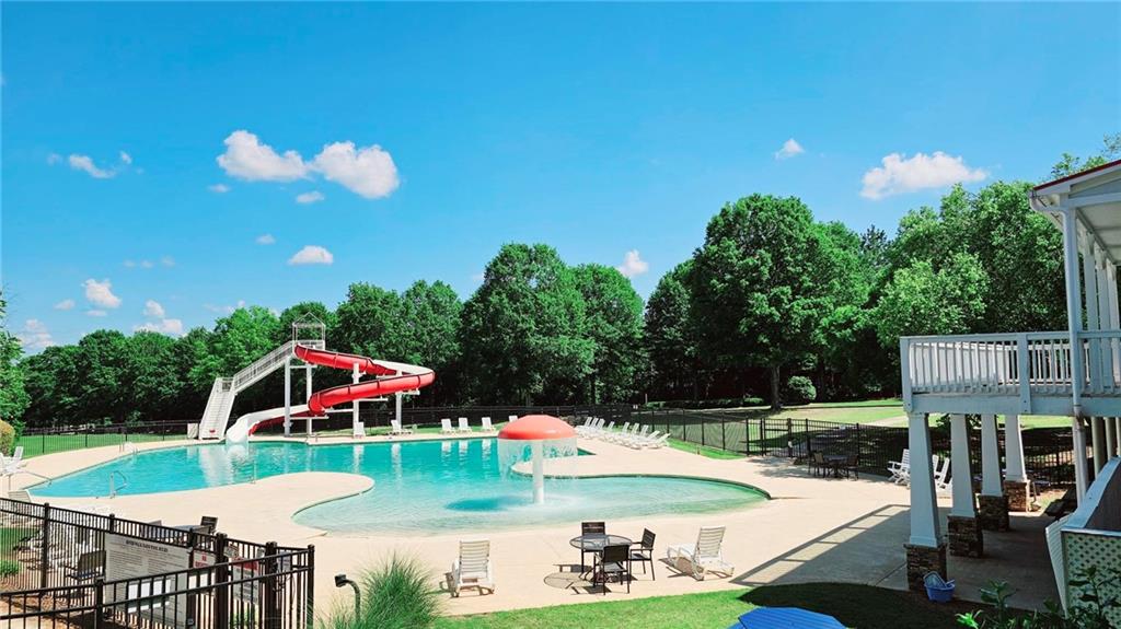 240 Kestrel Circle Property Photo 24