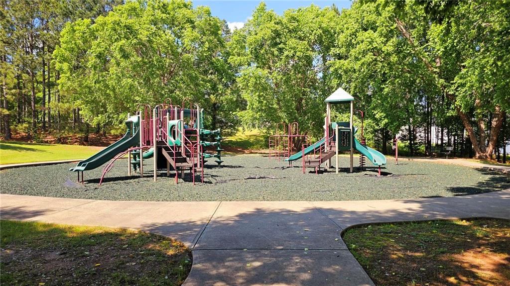 240 Kestrel Circle Property Photo 25