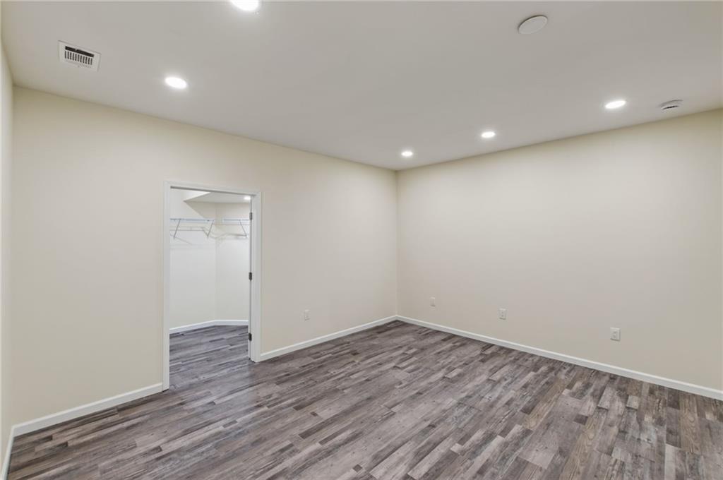 160 Janney Circle Property Photo 4