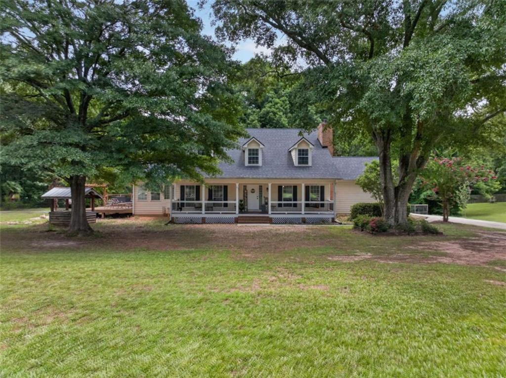 410 Old Highway 81 Property Photo 1