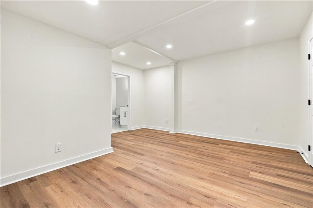 1761 E Gate Drive Property Photo 18
