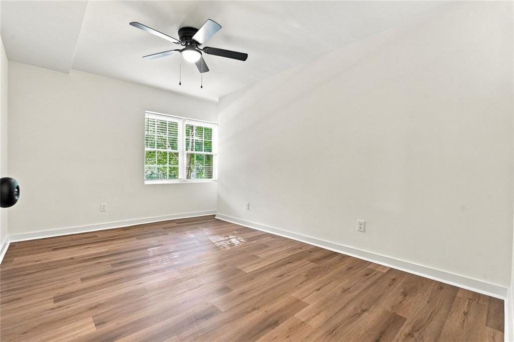 1761 E Gate Drive Property Photo 34