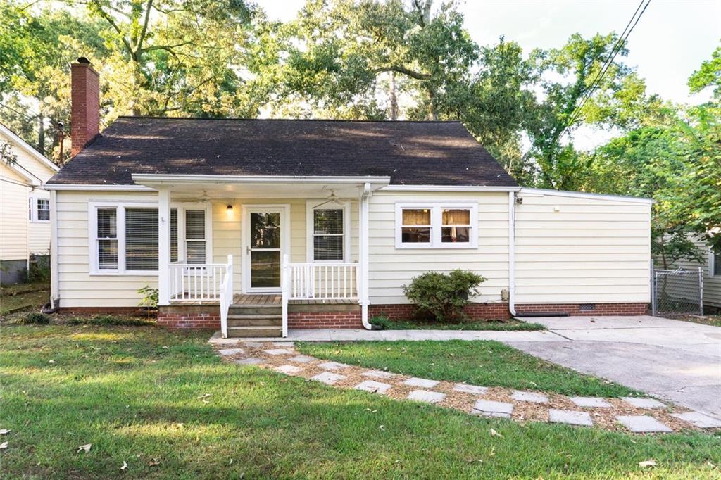 611 Briarwood Circle Nw Property Photo 1