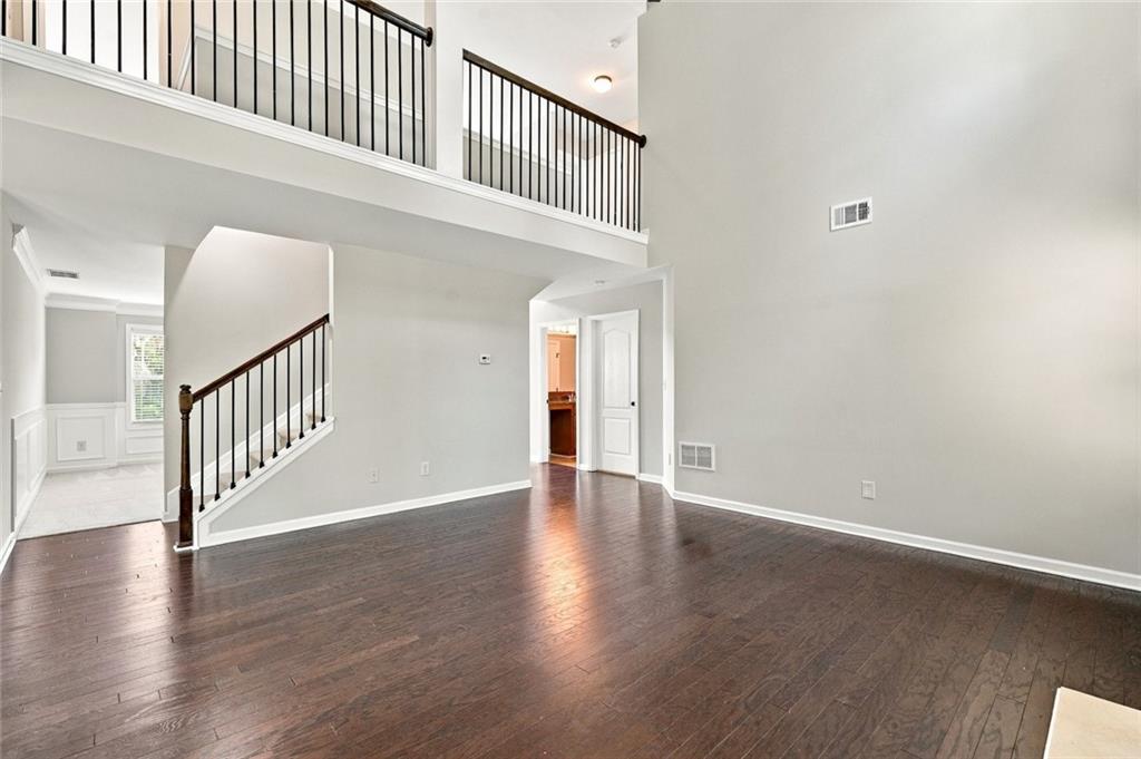 5335 Redfield Way Property Photo 6