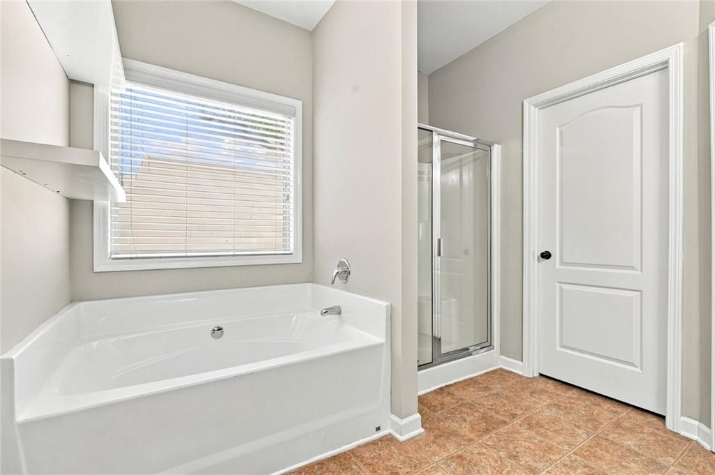 5335 Redfield Way Property Photo 14