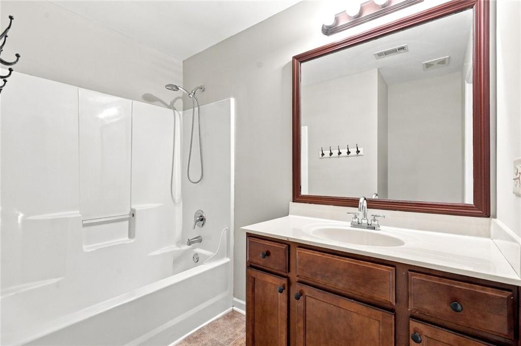5335 Redfield Way Property Photo 23