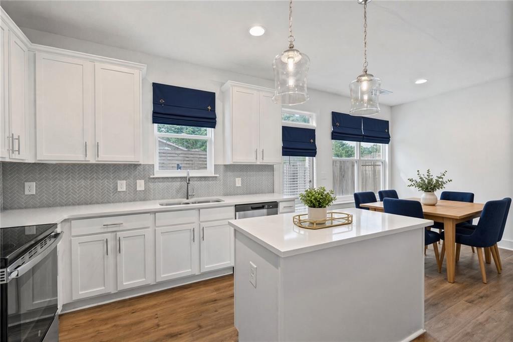 2515 Riverside Road Property Photo 1