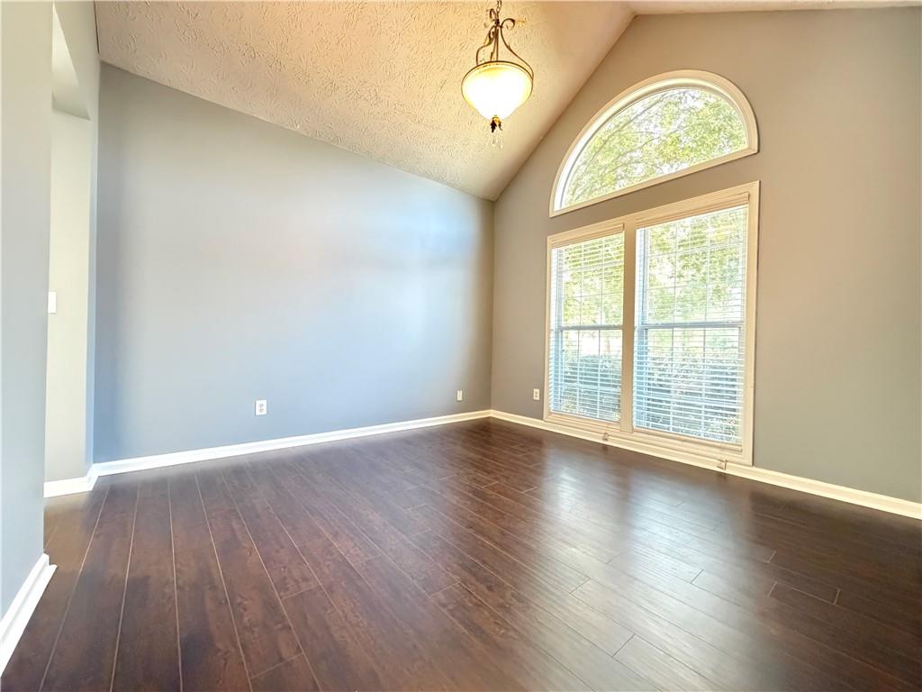 4065 River Green Parkway Property Photo 5