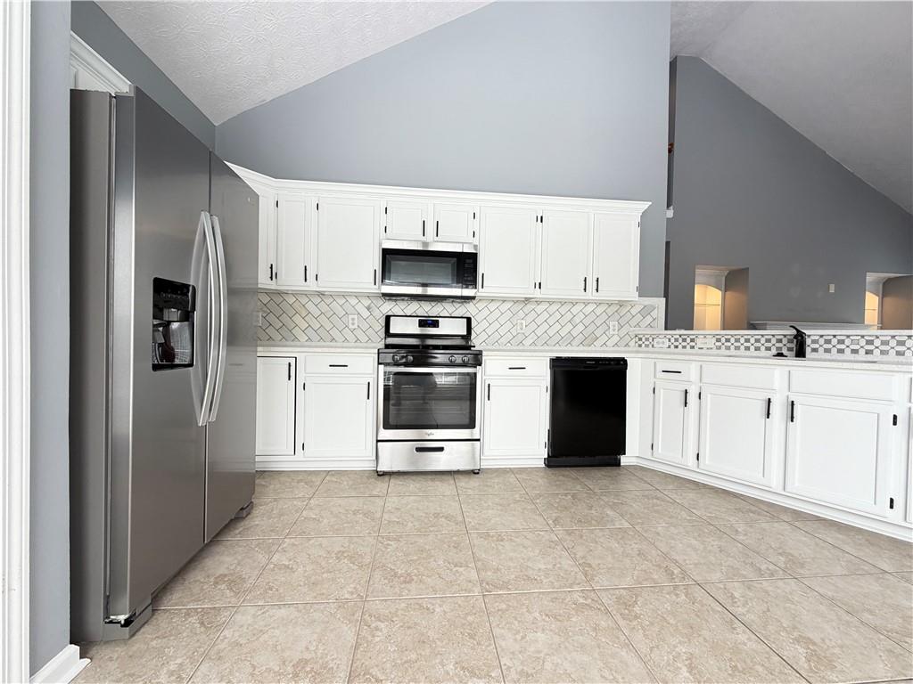 4065 River Green Parkway Property Photo 12