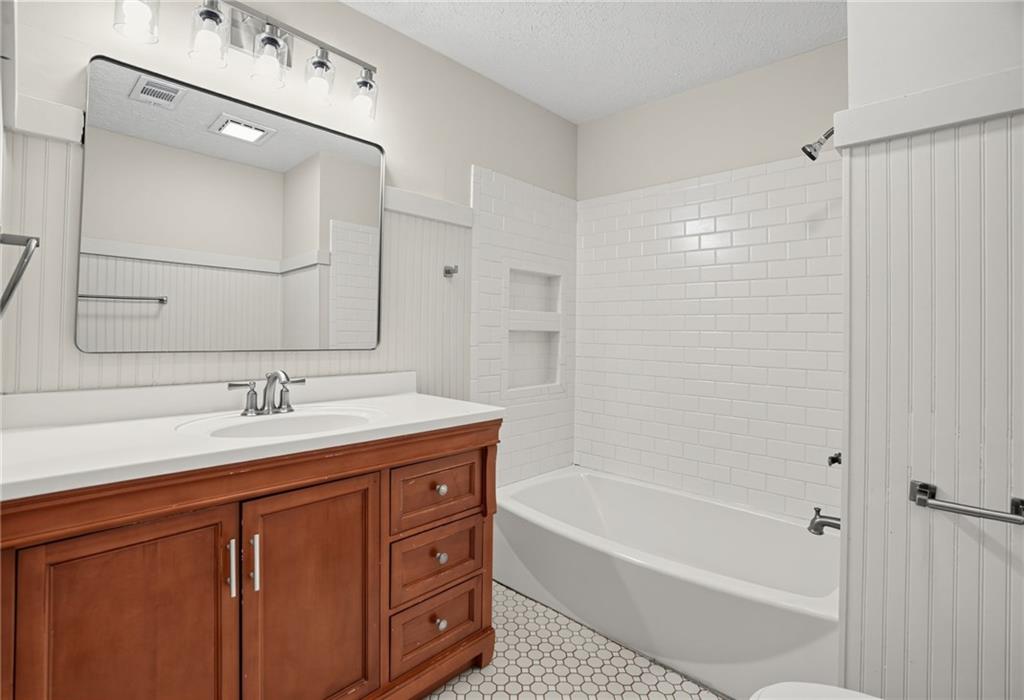 130 Kay Circle Property Photo 15