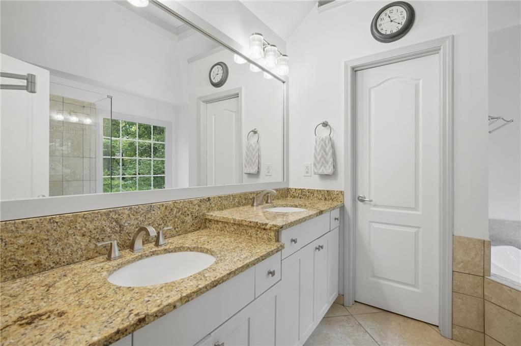 4092 Suwanee Mill Drive Property Photo 21