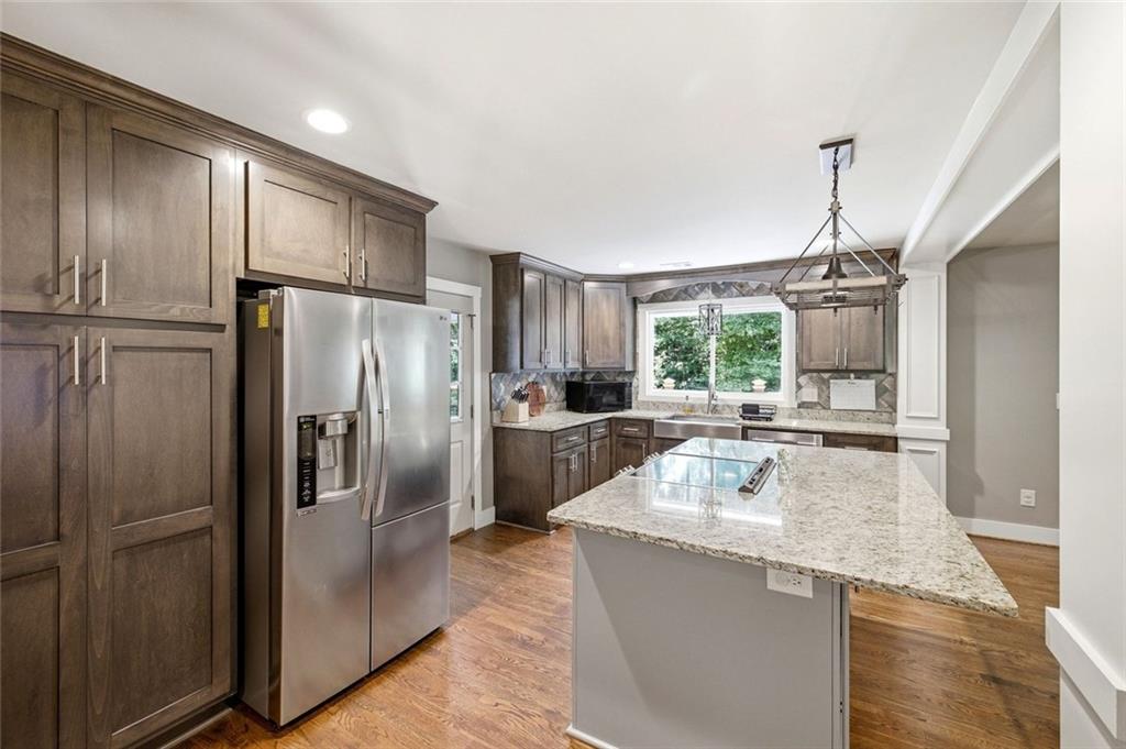 7839668 Property Photo 9