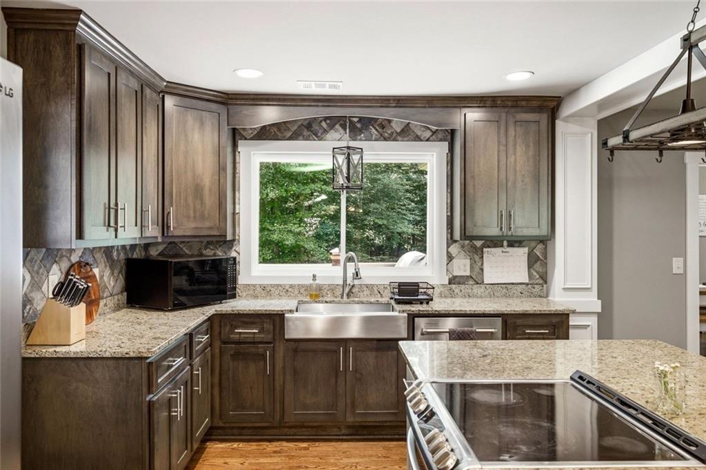 7839668 Property Photo 10