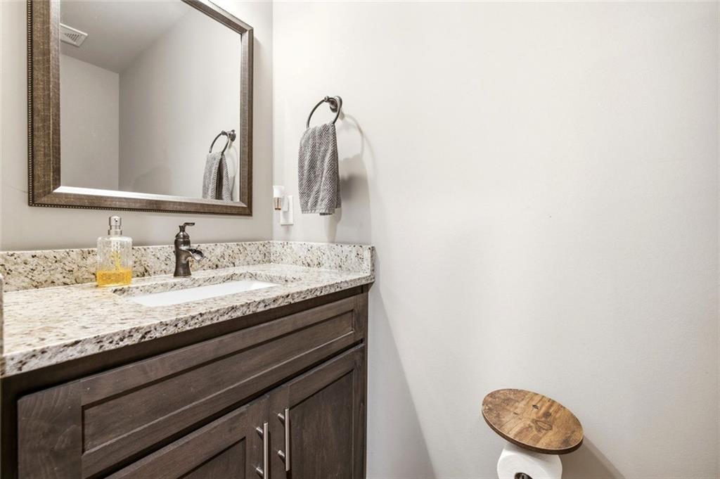 7839668 Property Photo 26