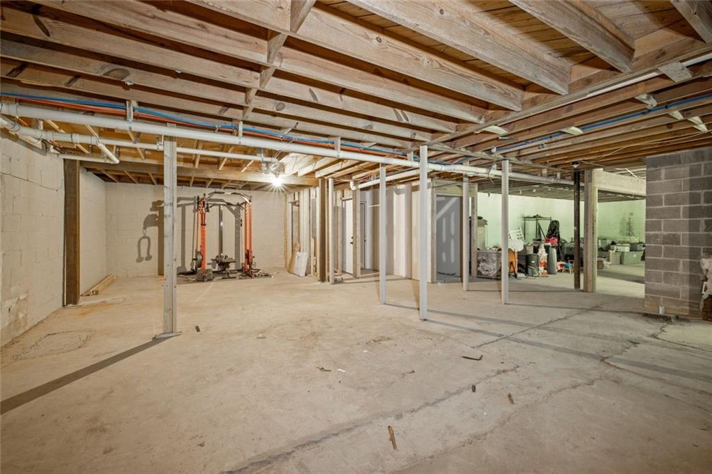 7839668 Property Photo 28