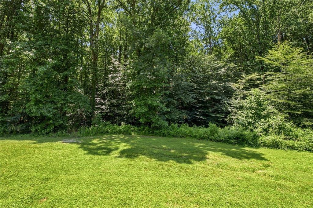 7839668 Property Photo 38