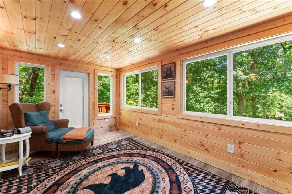 257 Interlochen Court Property Photo 44