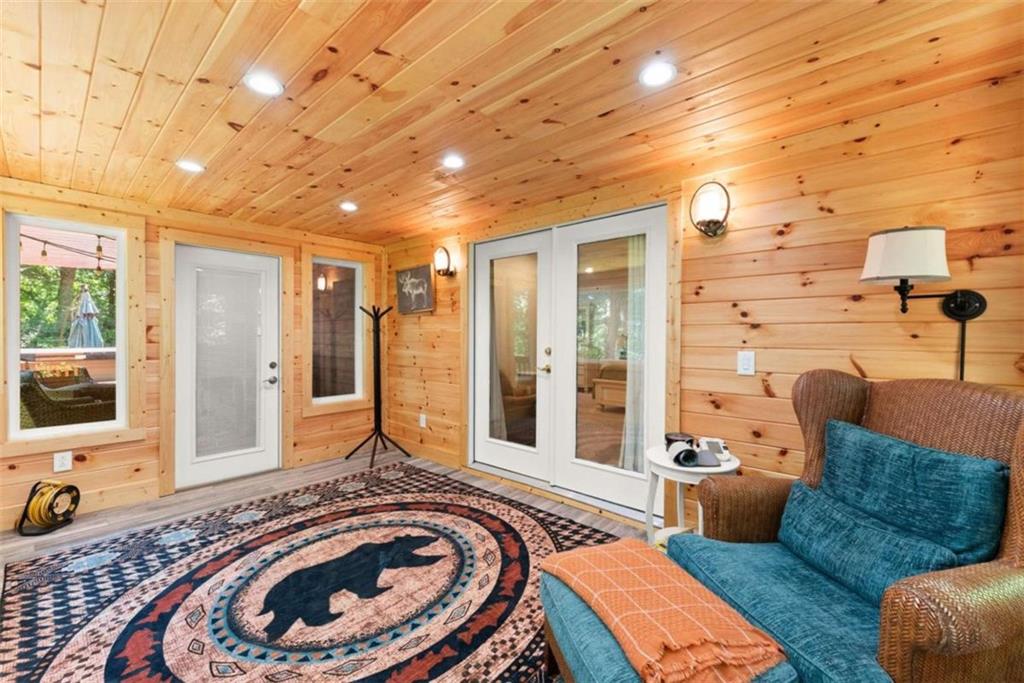 257 Interlochen Court Property Photo 45