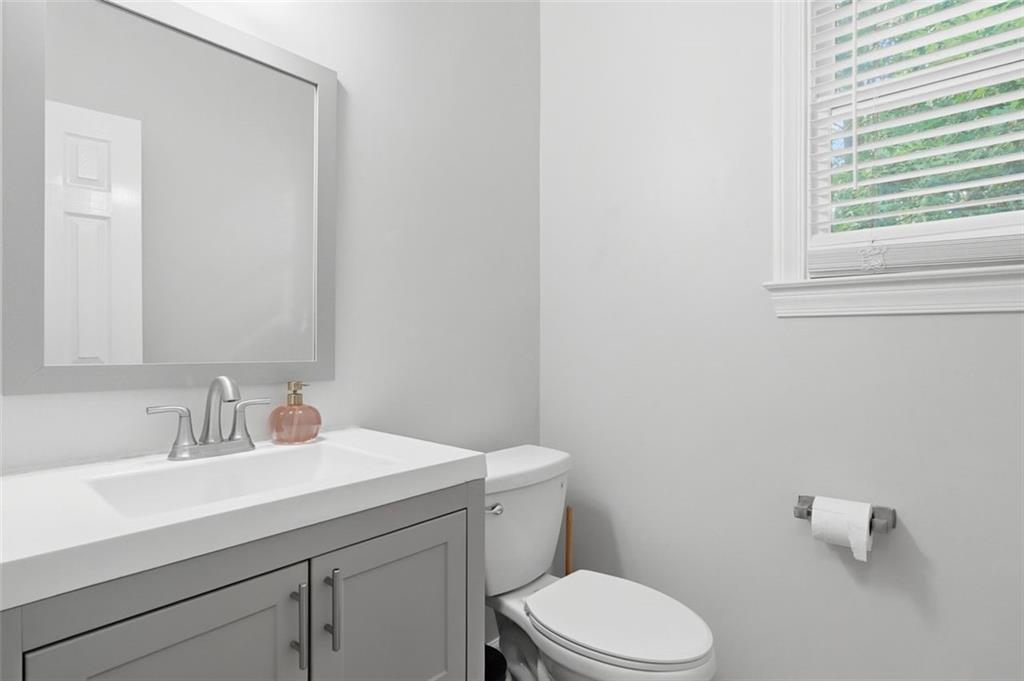 115 Redleaf Court Property Photo 8