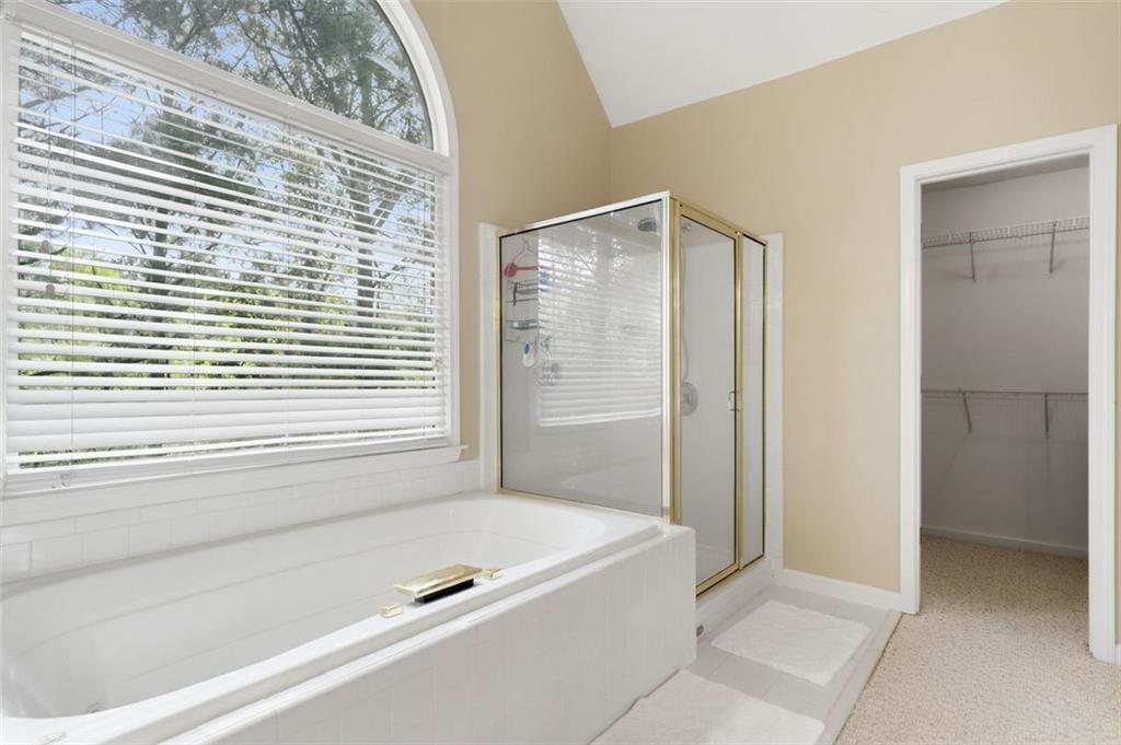 115 Redleaf Court Property Photo 26