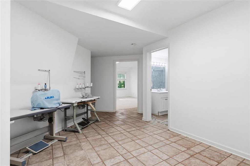 115 Redleaf Court Property Photo 32