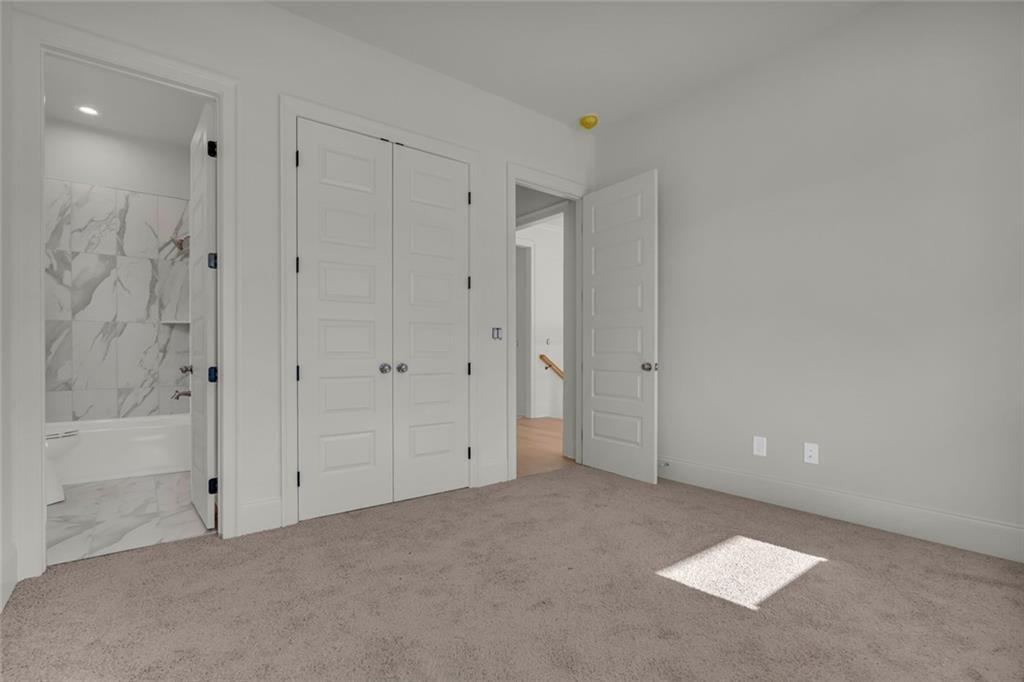 7054 Hammock Trail Property Photo 32