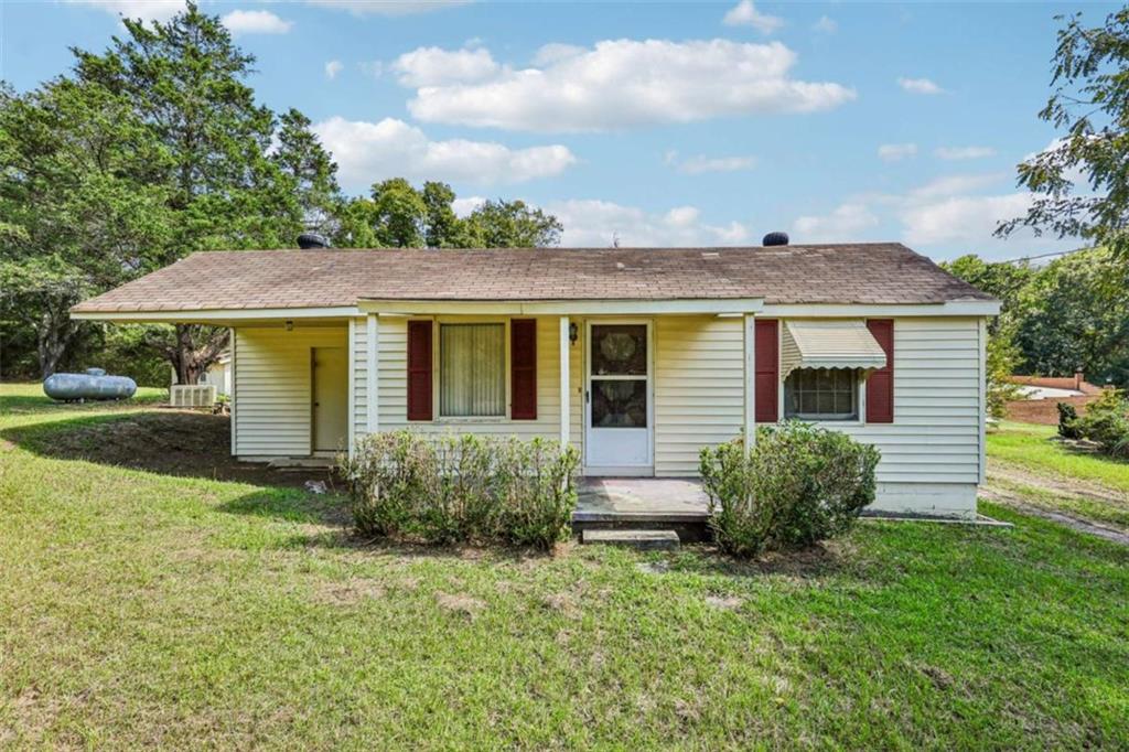 8799 Pleasant Hill Road Property Photo 1