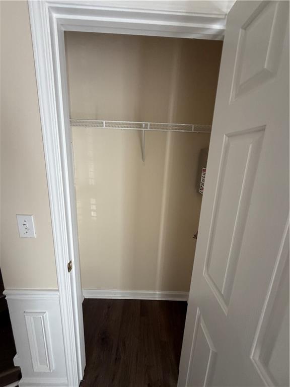 4021 Howell Park Road Property Photo 7