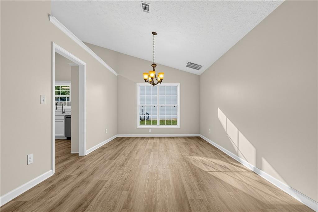 2720 Matlin Way Property Photo 6
