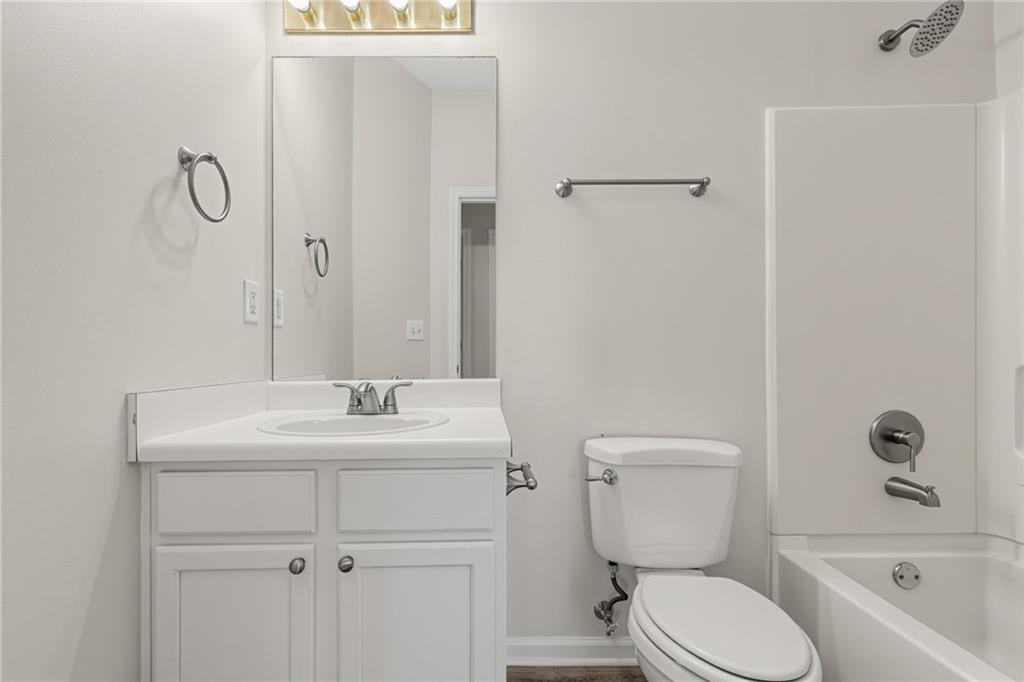 2720 Matlin Way Property Photo 17