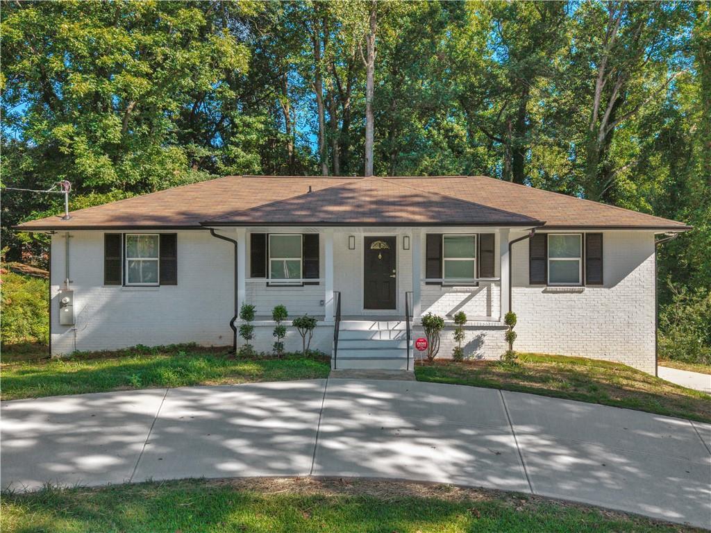 984 Morrow Road Property Photo 1