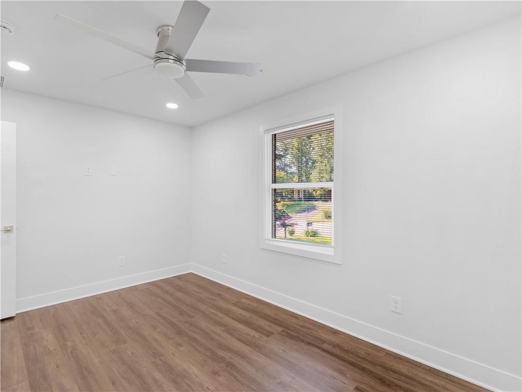 984 Morrow Road Property Photo 14