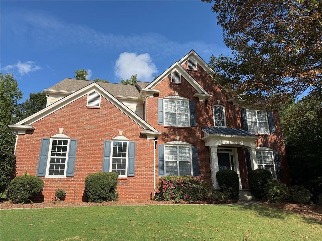 555 Midhurst Place Property Photo 1
